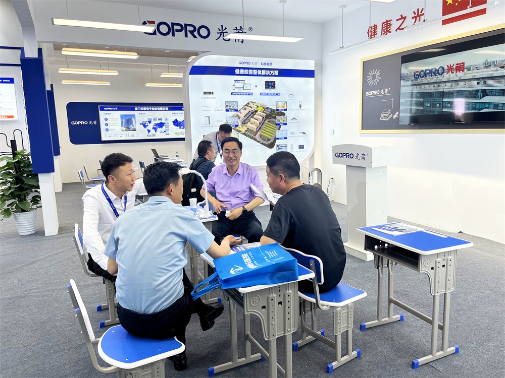 1713856714545145.jpg 6.白银市高校领导-1000.jpg